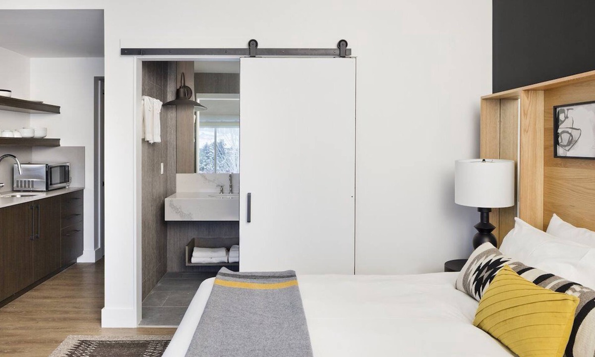Teton Village Hotel | Luxury Comfort at Gravity Haus Jackson Hole! King + Sofa, 3 Units