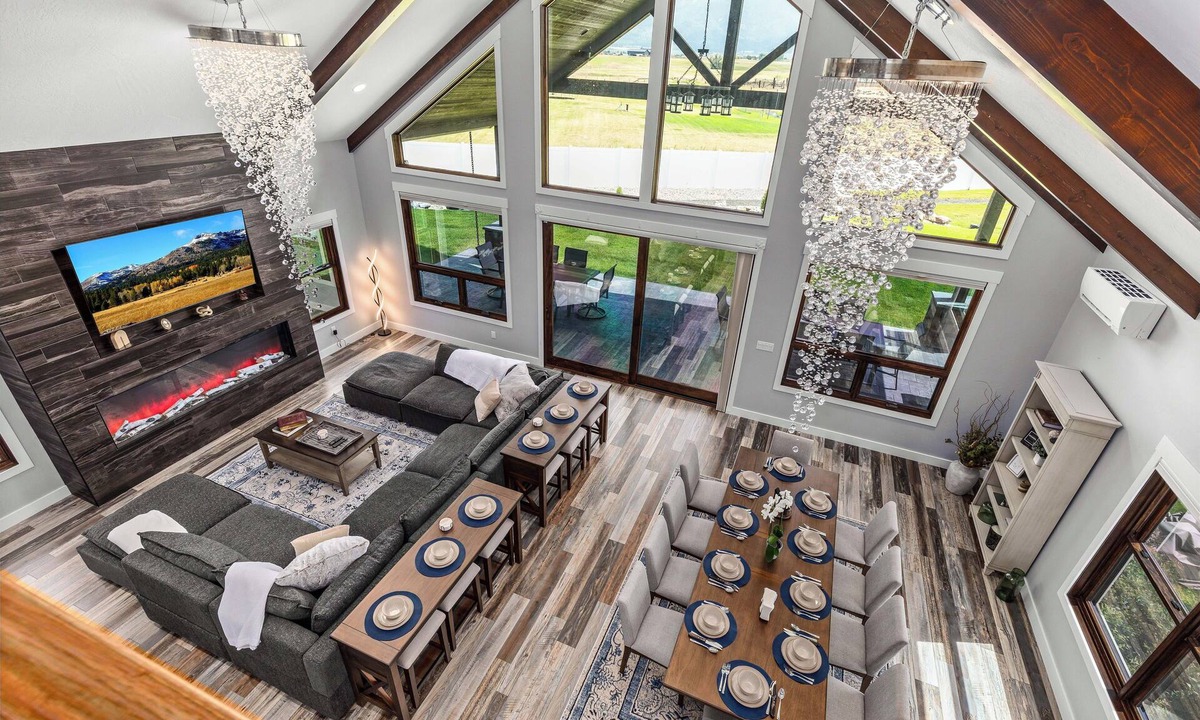 St. Ignatius House | Luxury Mission Valley Retreat Mountain Views Firepit Game Room Hot Tub Sleeps 16