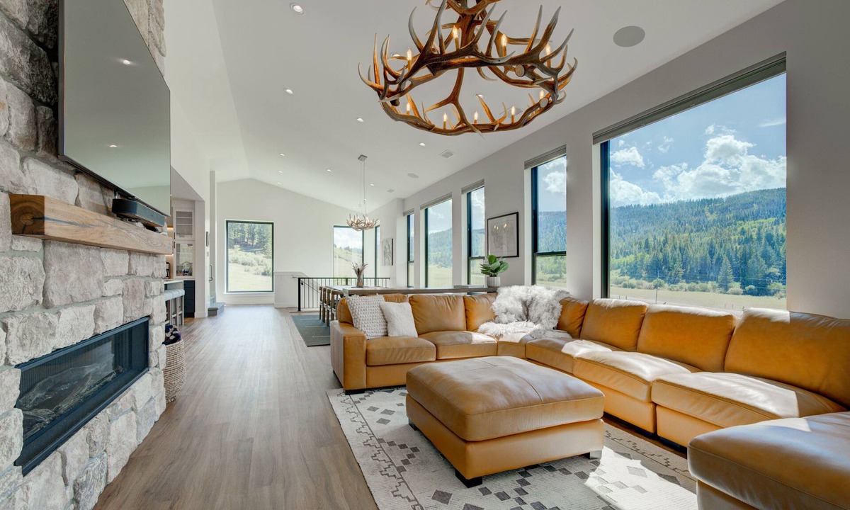 Bozeman House | Luxury Property w/Mountain Views - Trail Creek Luxury Mountain Retreat