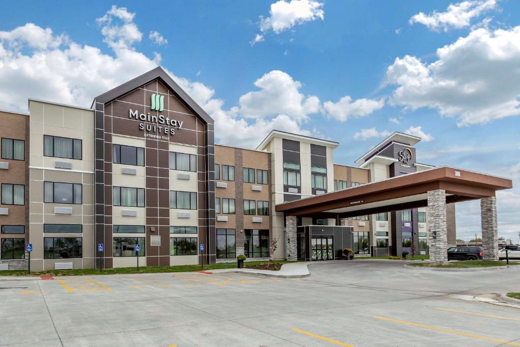 Waukee Hotel | MainStay Suites Waukee-West Des Moines