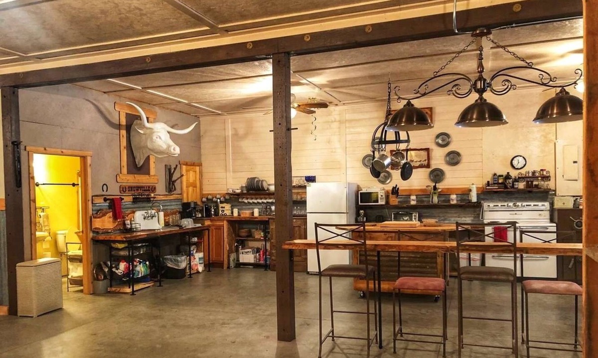 Idaho City Cabin | Majestic Mountain Ranch Idaho City's family size bunk cabin.