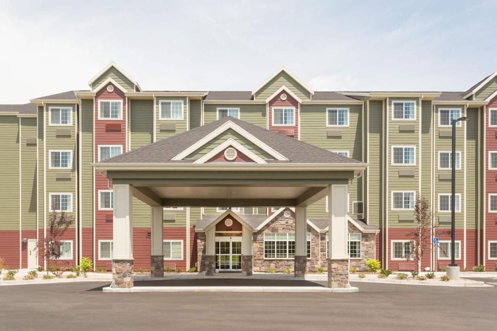 Springville Hotel | Microtel Inn & Suites by Wyndham Springville