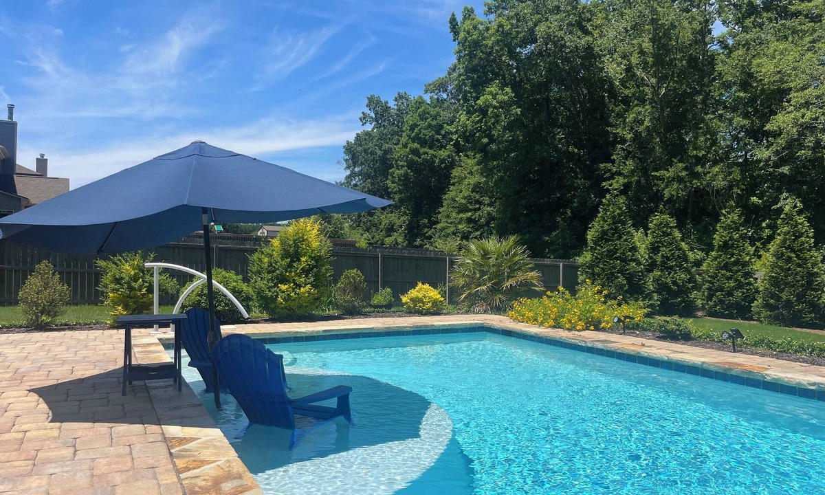 Auburn House | Mimms Trail Haven - Luxury Living in Auburn!