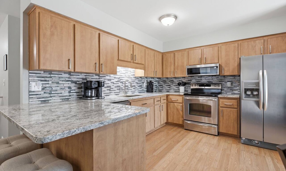Lake Orion House | Modern 2nd Floor Duplex w/Fenced Yard, Central to Shopping, Dining & GM Orion