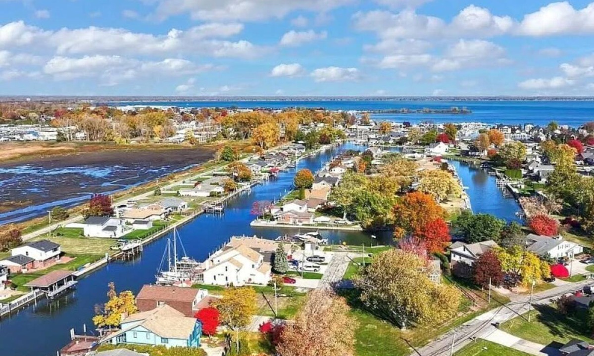 Harrison House | Modern Canal Home w/Boat Access to Lake St. Clair & Parks