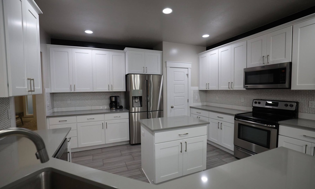Southwest Ada County Alliance House | Modern Family Friendly Boise Home with a Pool