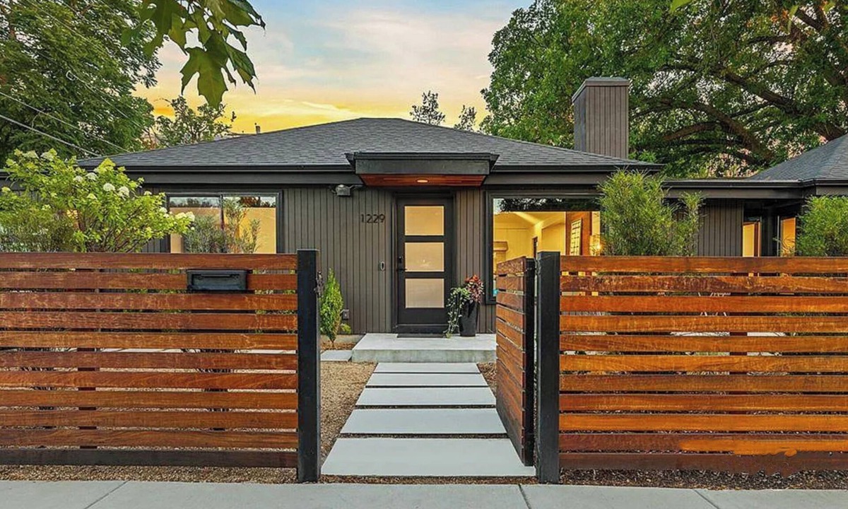 North End House | Modern Hyde Park home- completely remodeled