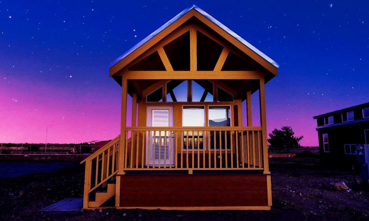 Valle Cabin | Modern Tiny Home Retreat with Stunning Stargazing Views in Williams, Arizona