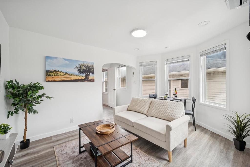River Rouge Apartment | ModPod 3