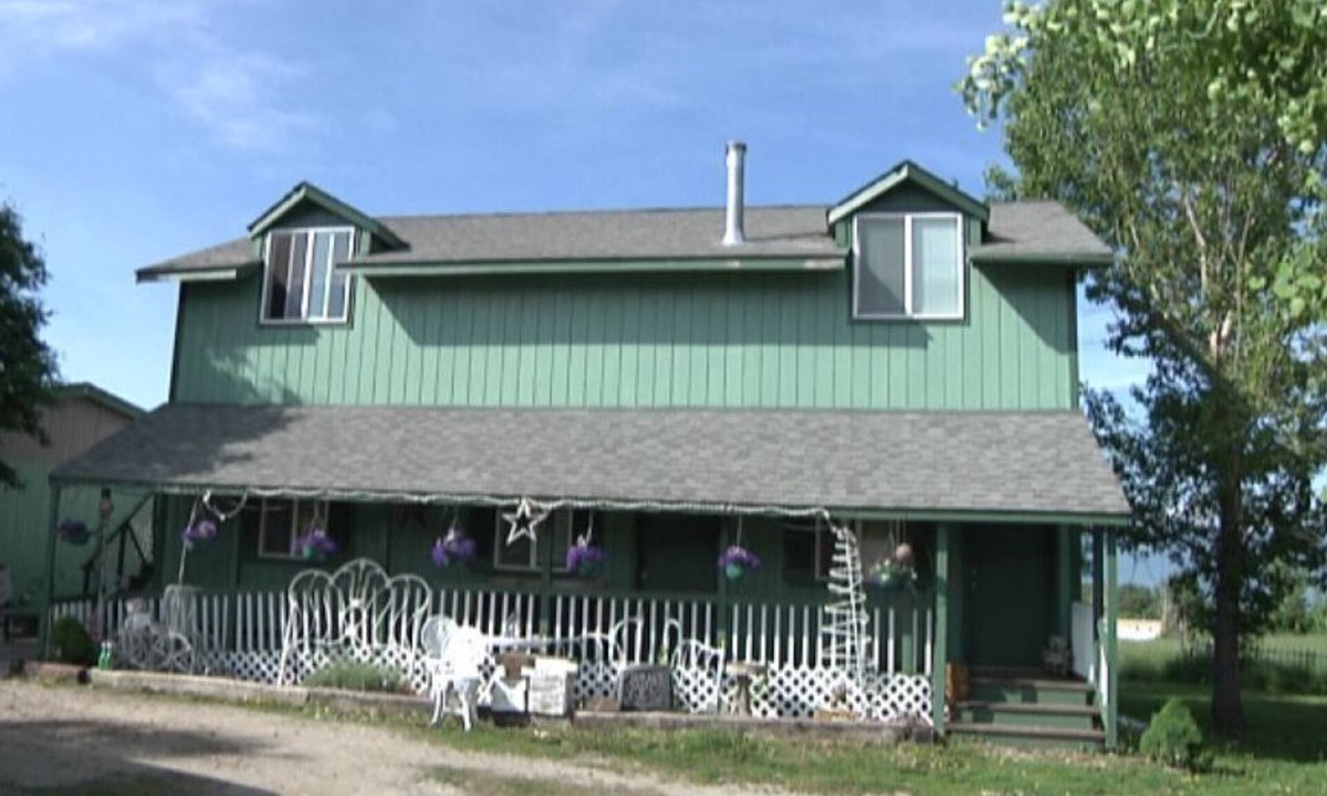 Florence Apartment | Montana Mountain Moods Bed and Bath! Lower RATES