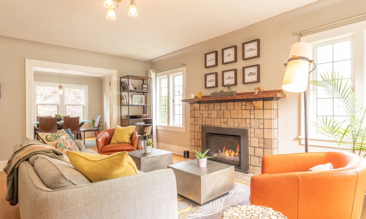 Montlake House | Montlake Garden Home