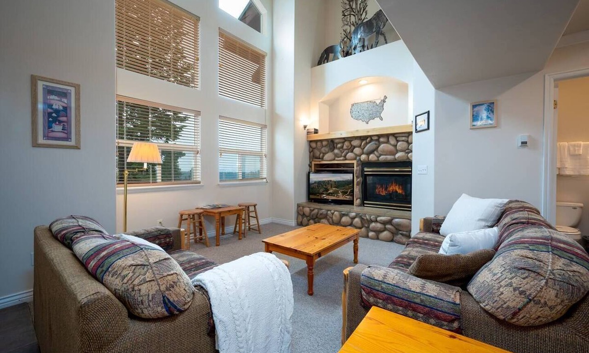 Powder Mountain Condo | Moonridge Ski Haven MR6 |Mtn Biking On Powder Mtn