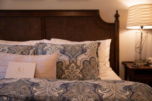 Dunsmuir Hotel | Mossbrae Hotel