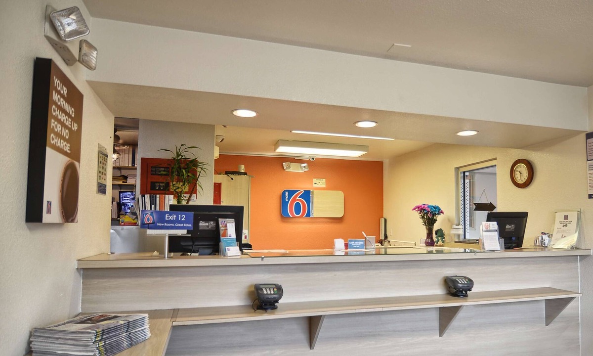 Coeur d'Alene Hotel | Motel 6 Coeur D'Alene, ID