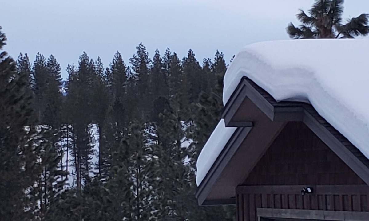 New Meadows Cabin | Mountain air and room to roam!