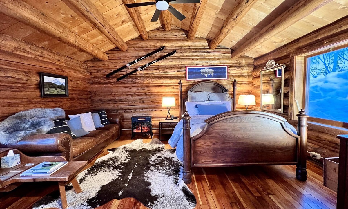 Wilson Cabin | Mountain retreat cabin, just right for the sport enthusiasts.