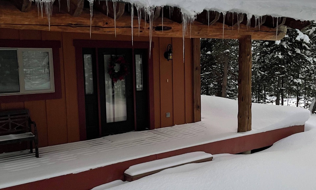 Crescent House | Mountain Escape