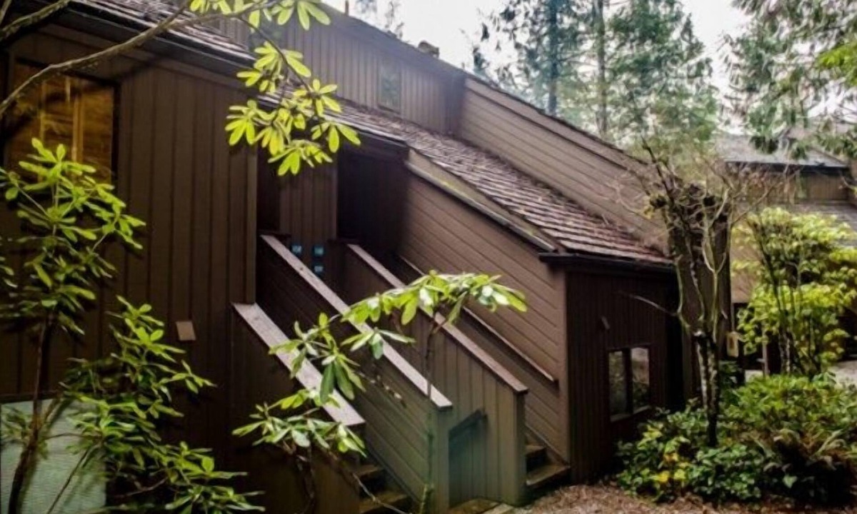 Deming Apartment | Mt. Baker Lodging Condo 28 - Sleeps 4!