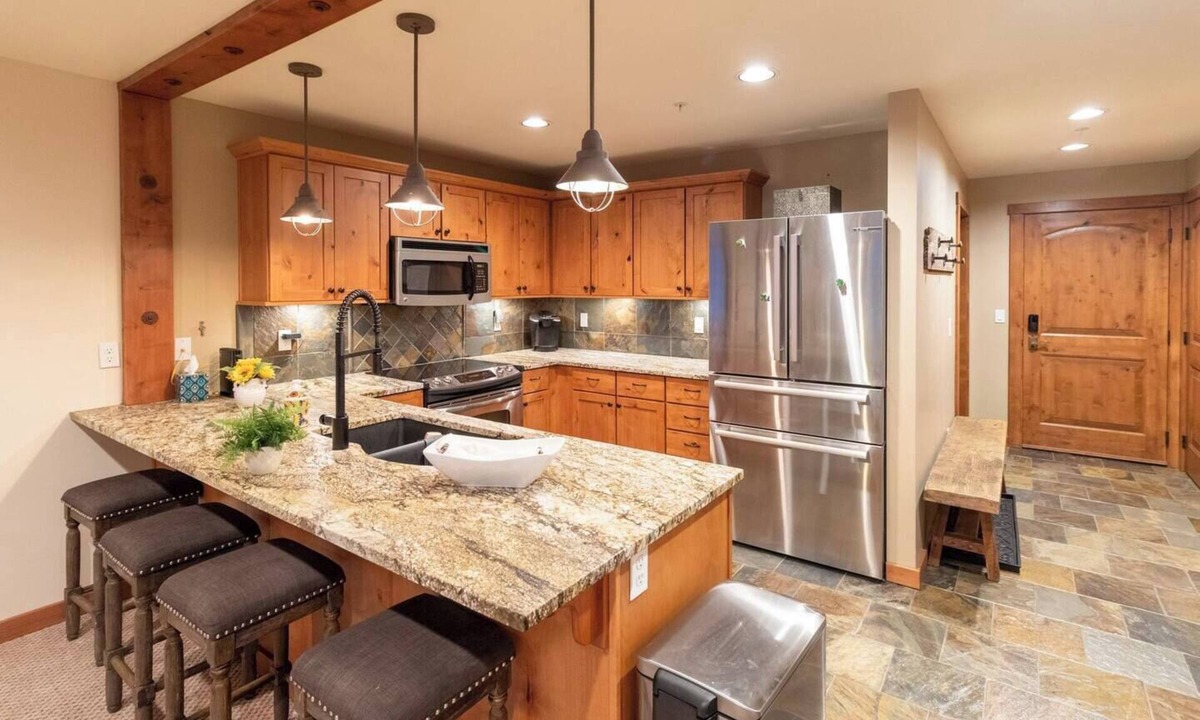 Kellogg Condo | Mt. View Suite | Fully Stocked for Your Adventures