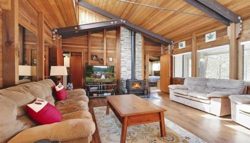 Sunriver House | Muskrat 02