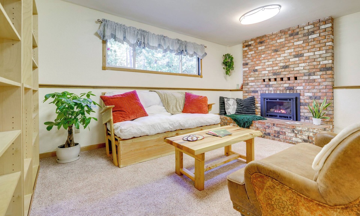 Port Angeles Apartment | Near Olympic NP & Beaches! Nature Lover’s Retreat