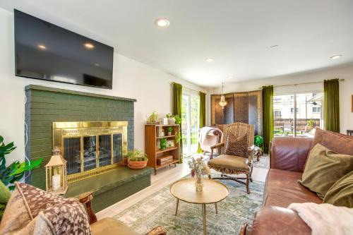 Kipling House | Near Shops & Eats: Elegant Home in Wheat Ridge!