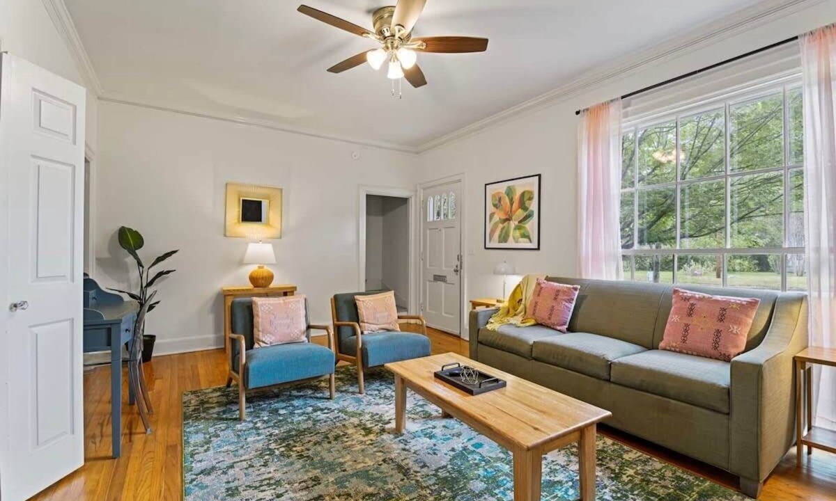 Montgomery House | Near University & Dining- Garden District Dwelling