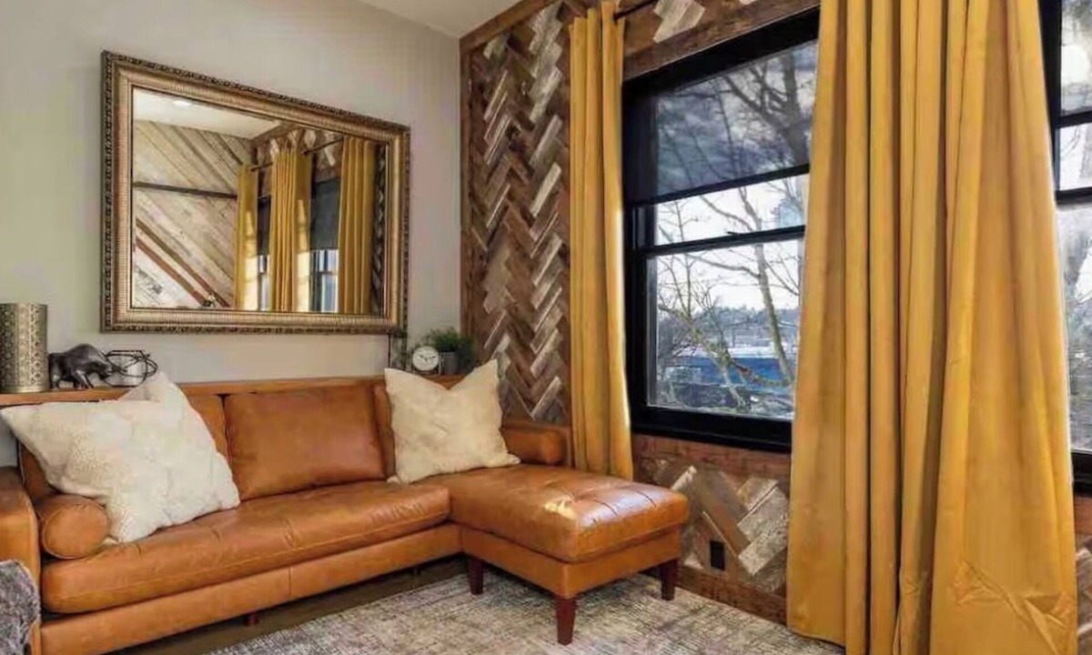 Old Ballard Condo | New 1 bedroom condo in the heart of Ballard Avenue