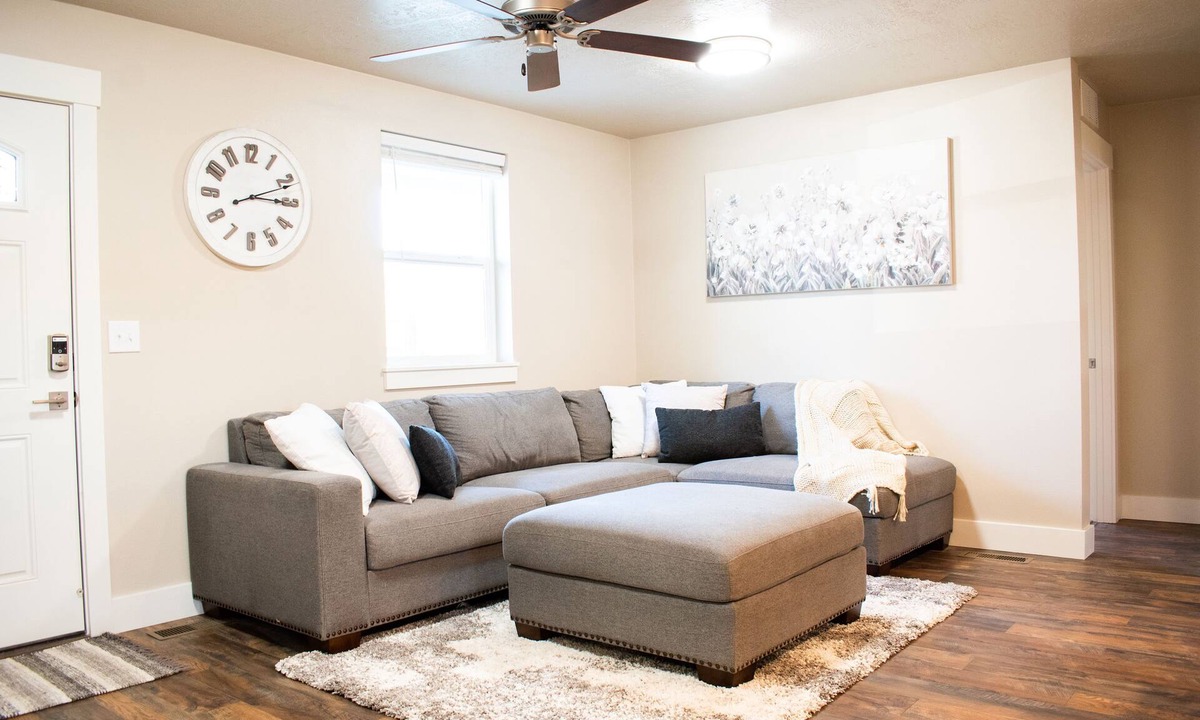 Nampa House | New family-sized home in the heart of old-town Nampa - walking distance to NNU!