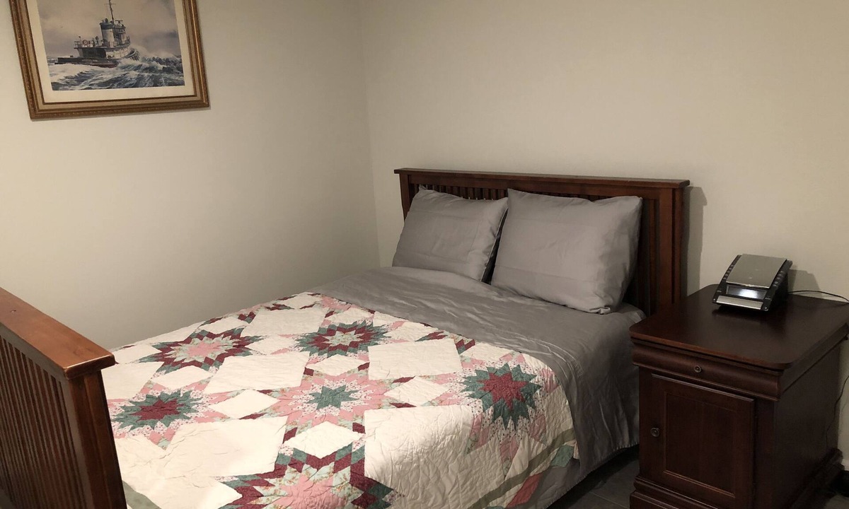 South End House | New! Guest Suite with Private Entrance