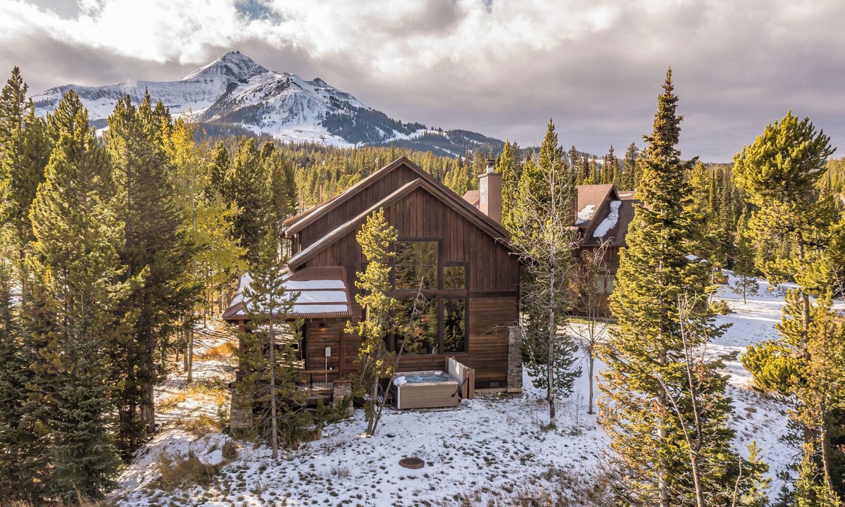 Big Sky House | New! Luxury Family Cabin w/Hot Tub & Views, Minutes from Big Sky Resort & Yellowstone Adventures!