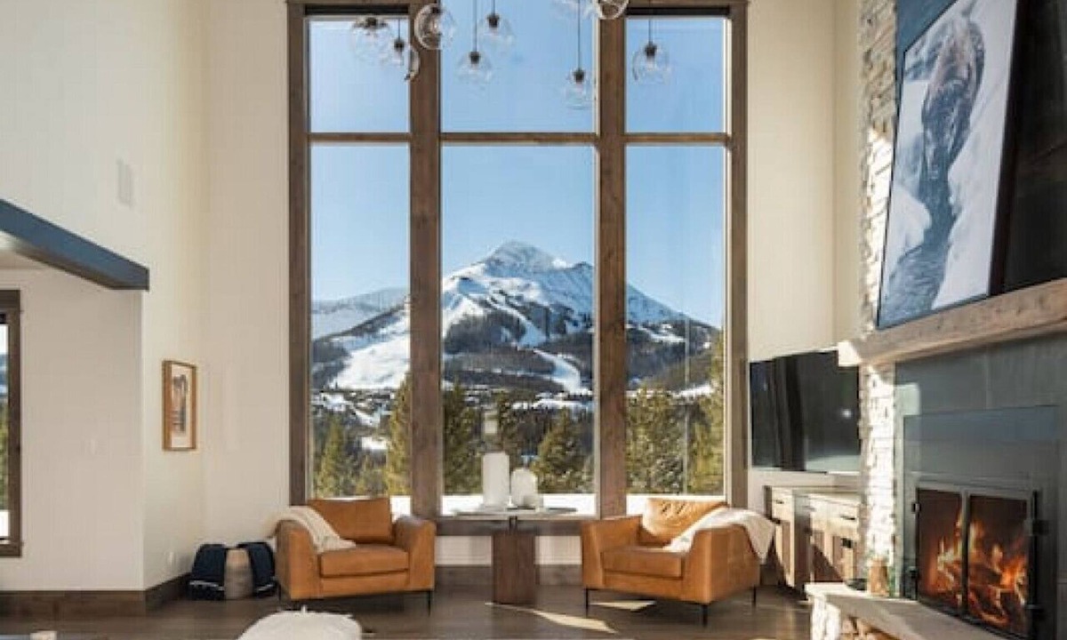 Big Sky House | New Modern Luxury Home, Hot Tub, Peloton, Ski-in/Ski-out access, LONE PEAK VIEW, 7 Bedrooms
