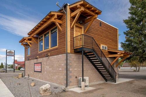 Ashton House | Newly-Constructed Spacious Modern Cabin for an Amazing Family Getaway in Ashton, Idaho