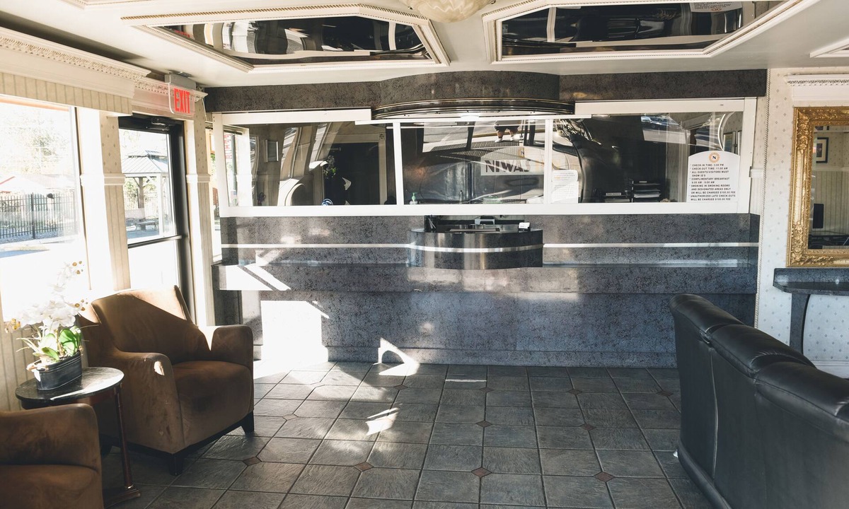 Fife Hotel | Niwas Inn