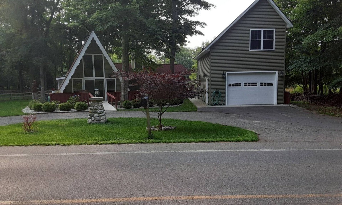 Charlevoix Apartment | Northside Location in Charlevoix MI.