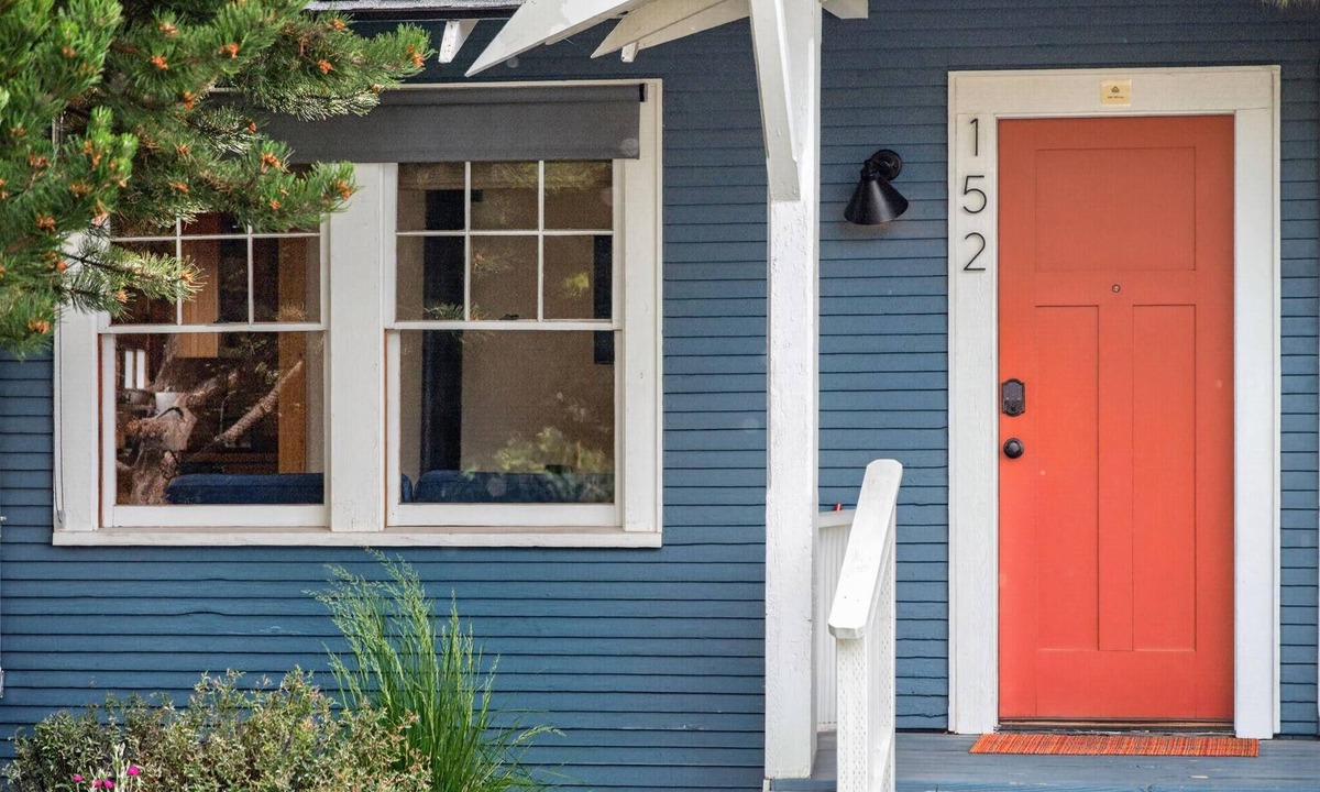Old Bend Cottage | Oak Millhouse - Beautifully restored home in Downtown Old Bend