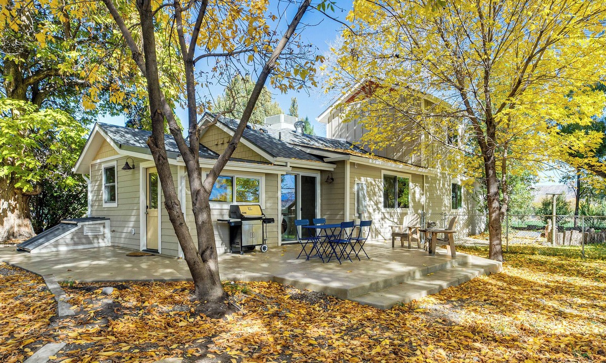 Palisade House | 'Off the Rails' in Palisade: Wine Country Retreat!