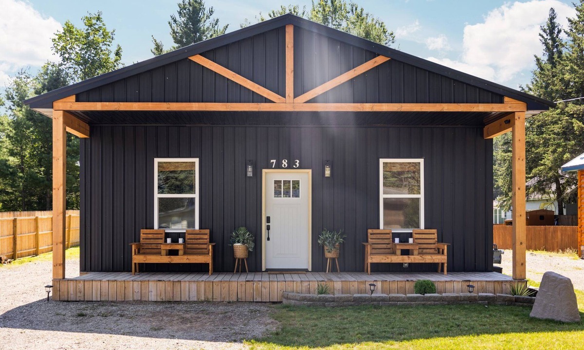 Gaylord House | Otsego Lake Cabin, Firepit, BBQ & Fenced Backyard
