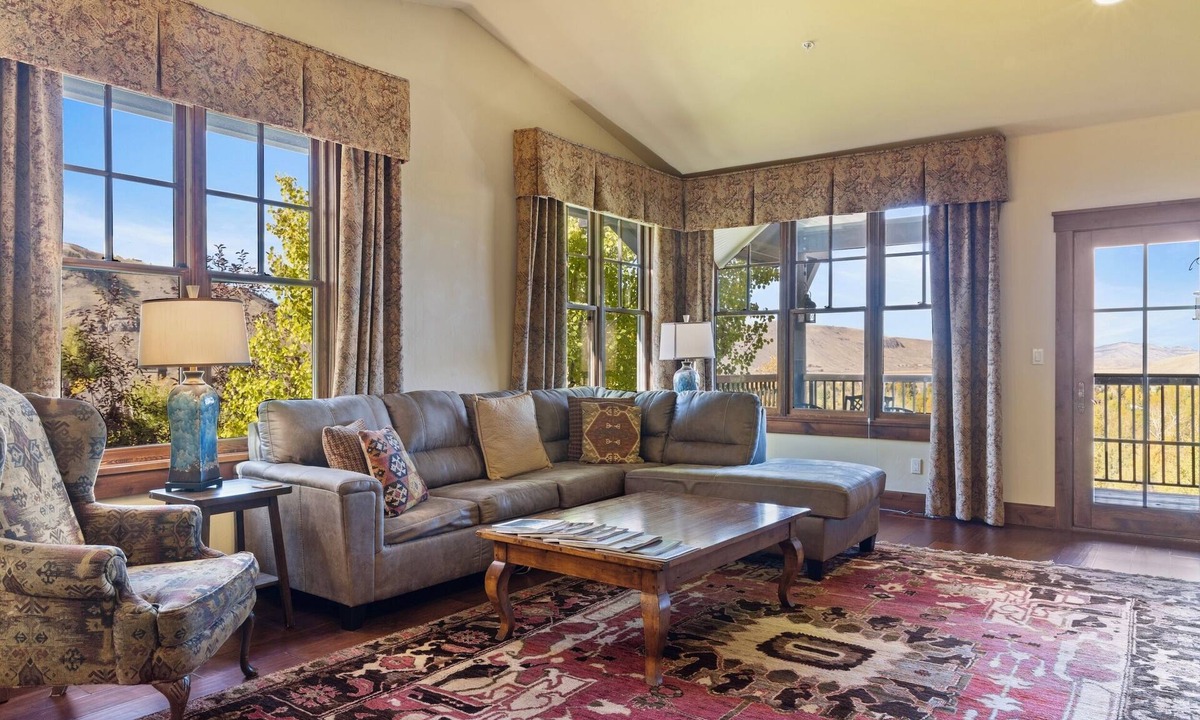 Jackson Condo | Outpost: Grand View 334 - AC and Teton Views