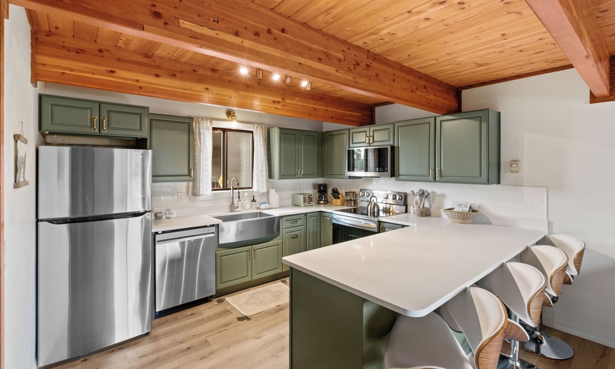 West Yellowstone House | Owl's Nest