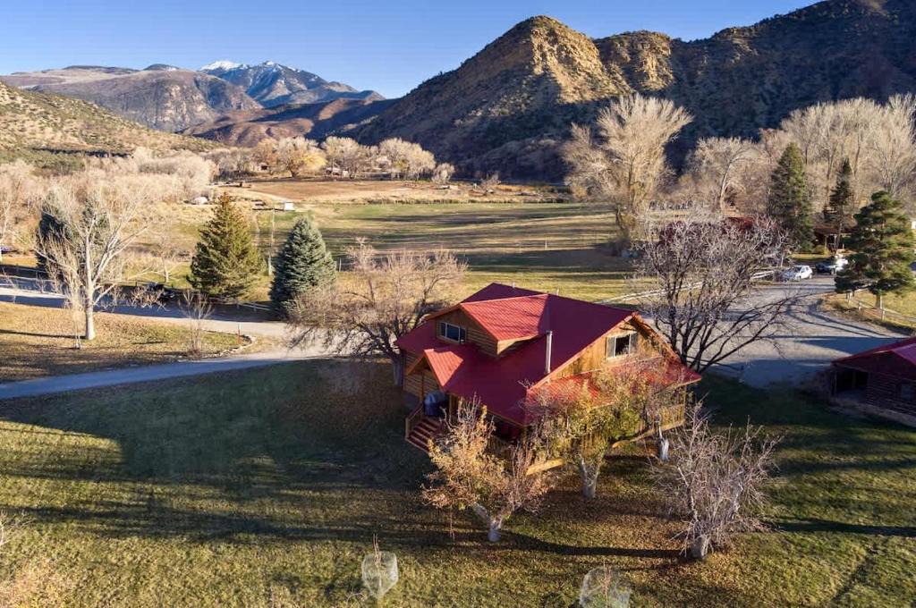 Spanish Valley House | Pack Creek ~ Orchard House