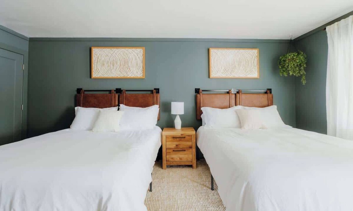 Packwood Hotel | Packwood | Goat Rocks Room at The Peak
