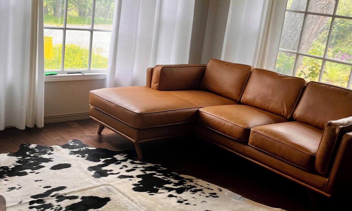 West Central House | Peaceful 2 bed retreat on the river. Very close to hospitals and DT Spokane!