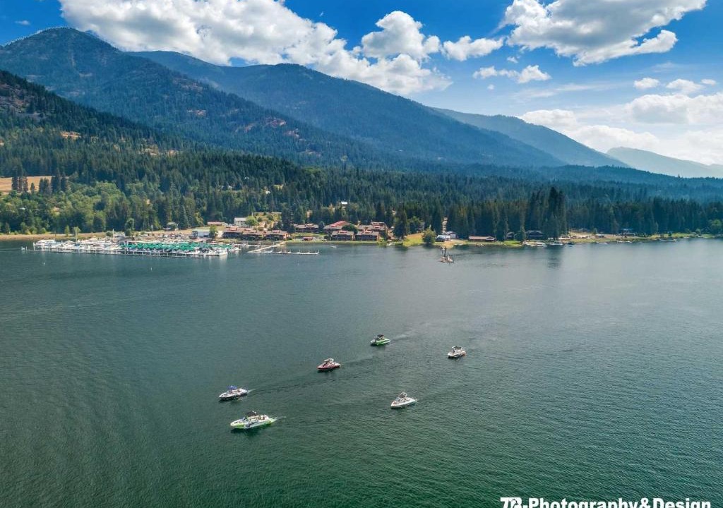 Hope Apartment | Pend Oreille Shores Resort C12 condo