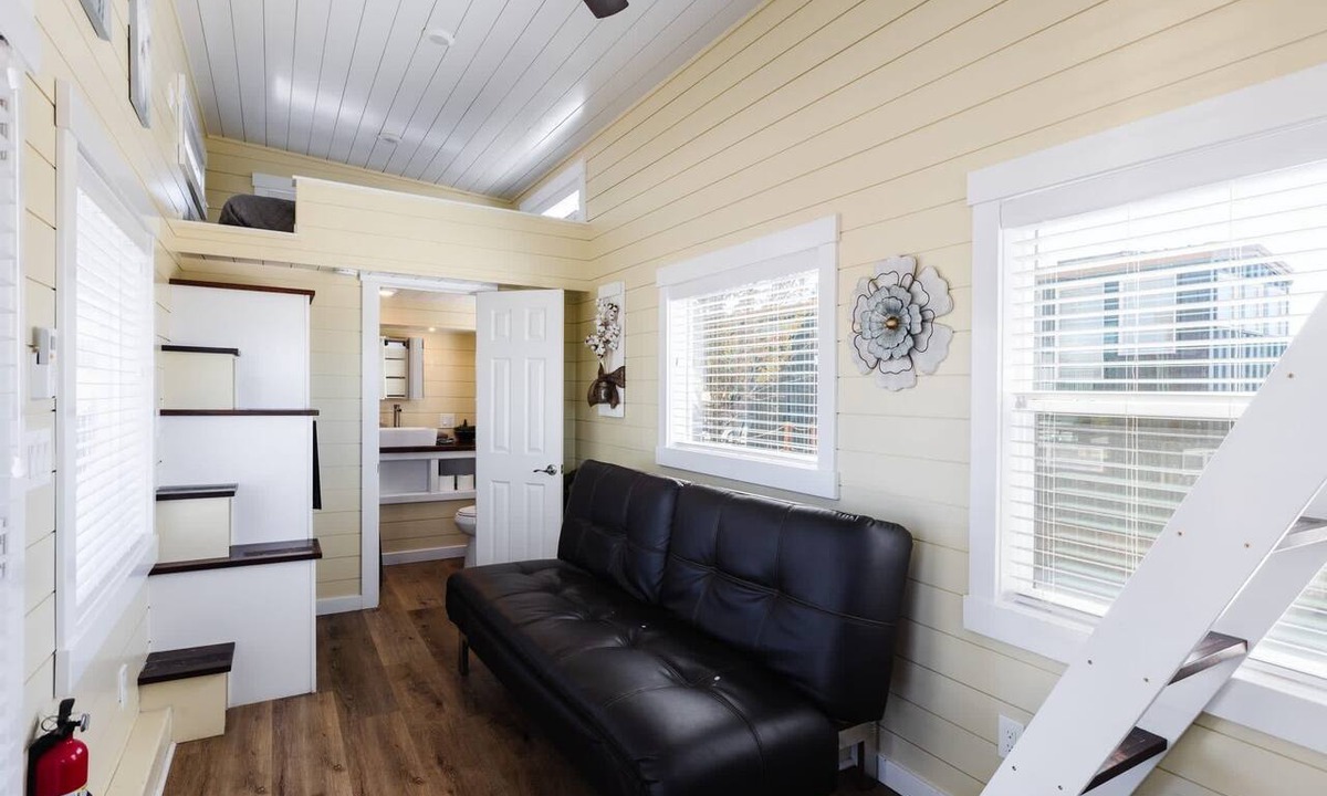 Apple Valley House | Pet-Friendly Stay Near Zion Trails BBQ & Deck