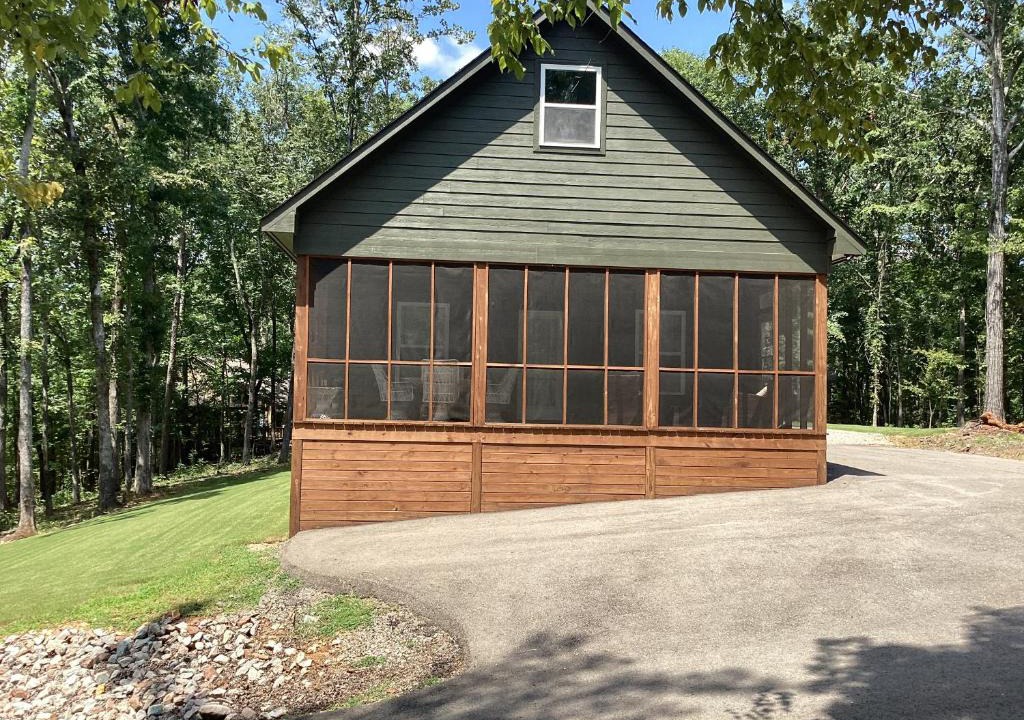 Counce House | Pickwick Dreams
