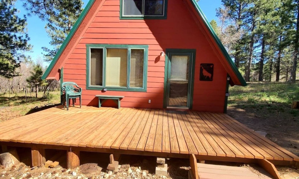 Monticello Cabin | Pine Cliff A-frame