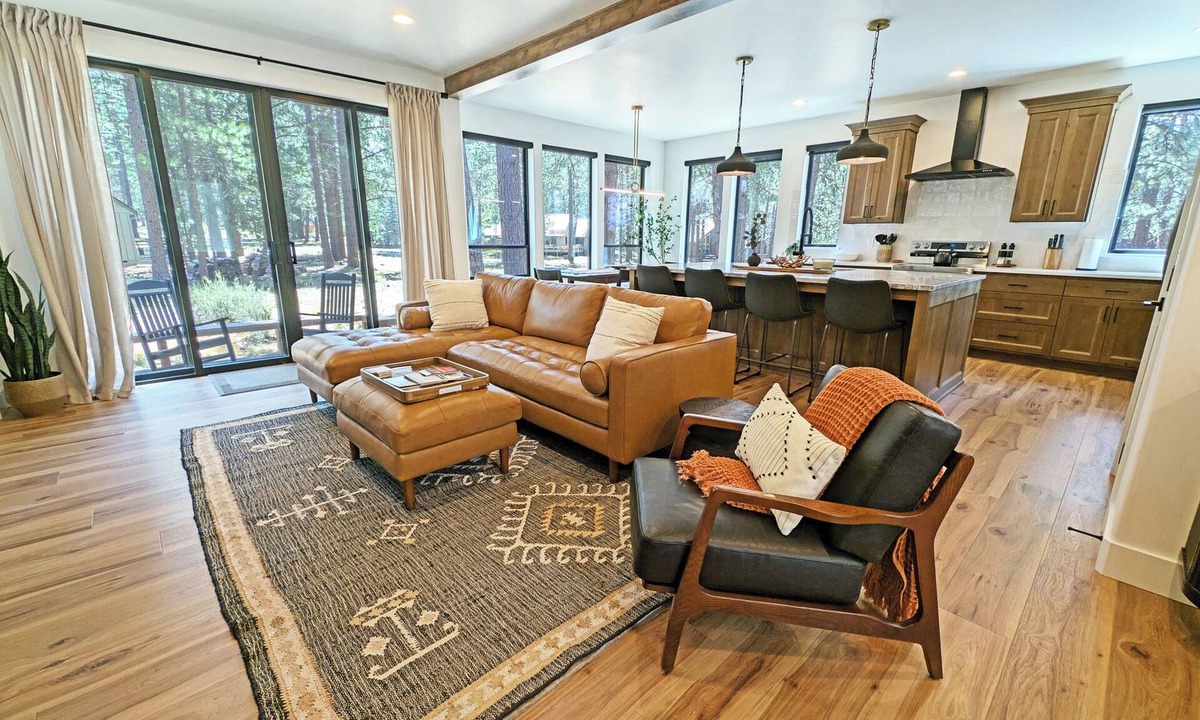 Overlook Park House | Pine Mountain 6 - BRAND NEW HOME! 4 Bd, 4 Bath, SHARC, Hot Tub + More!