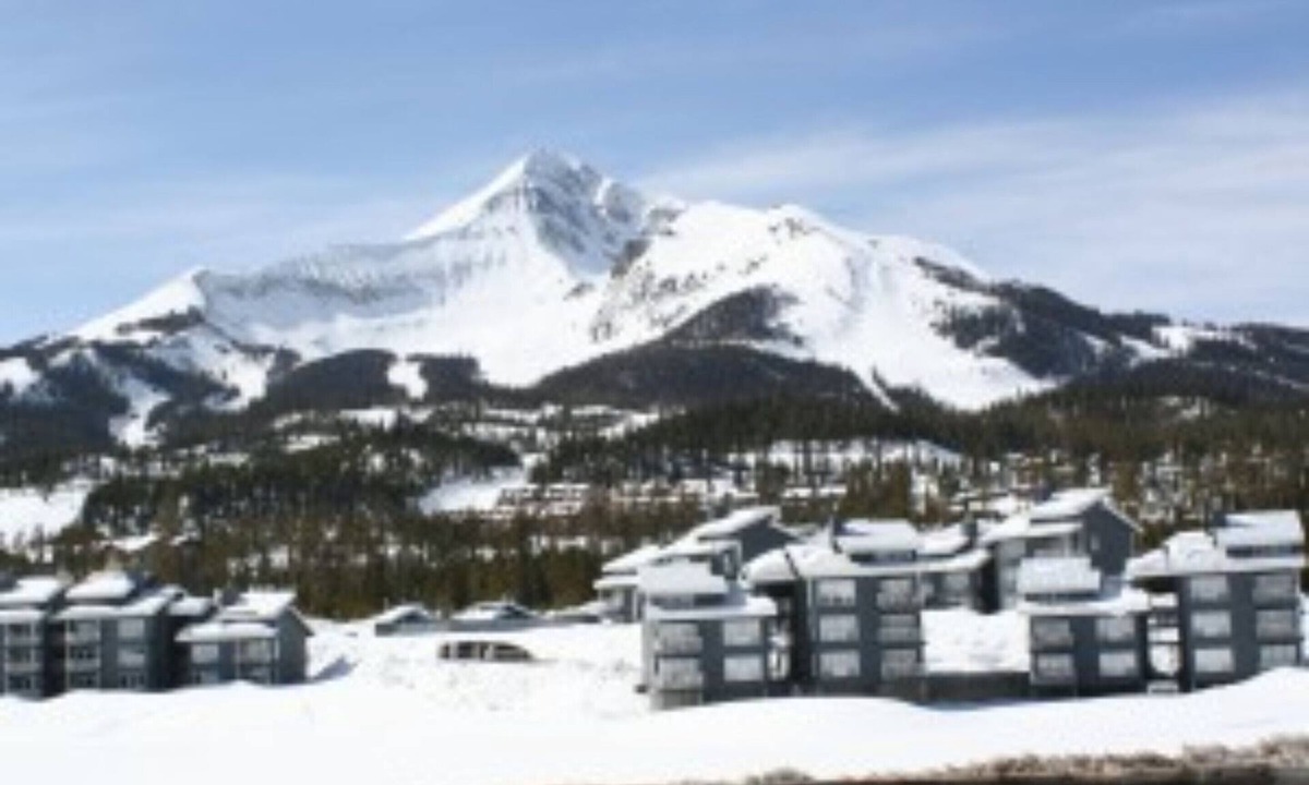 Big Sky Condo | Price reduction! Condo on the hill at Big Sky! Sleeps 8 with views.