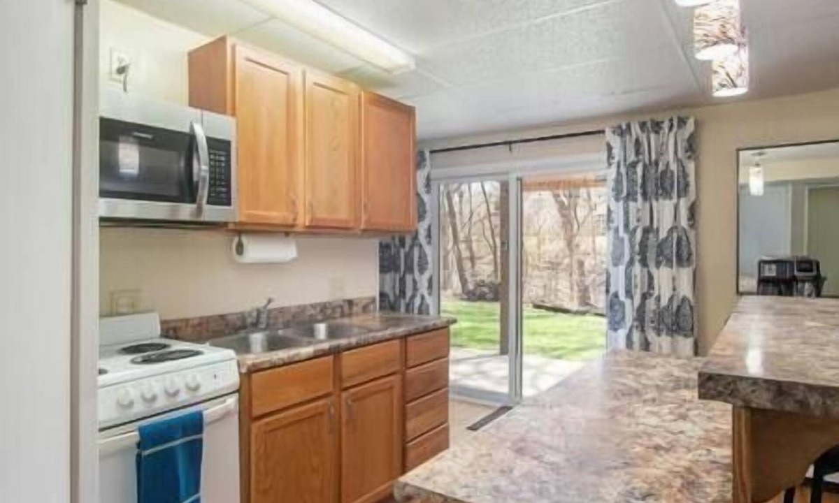 West Omaha House | Private Suite with Nature Views